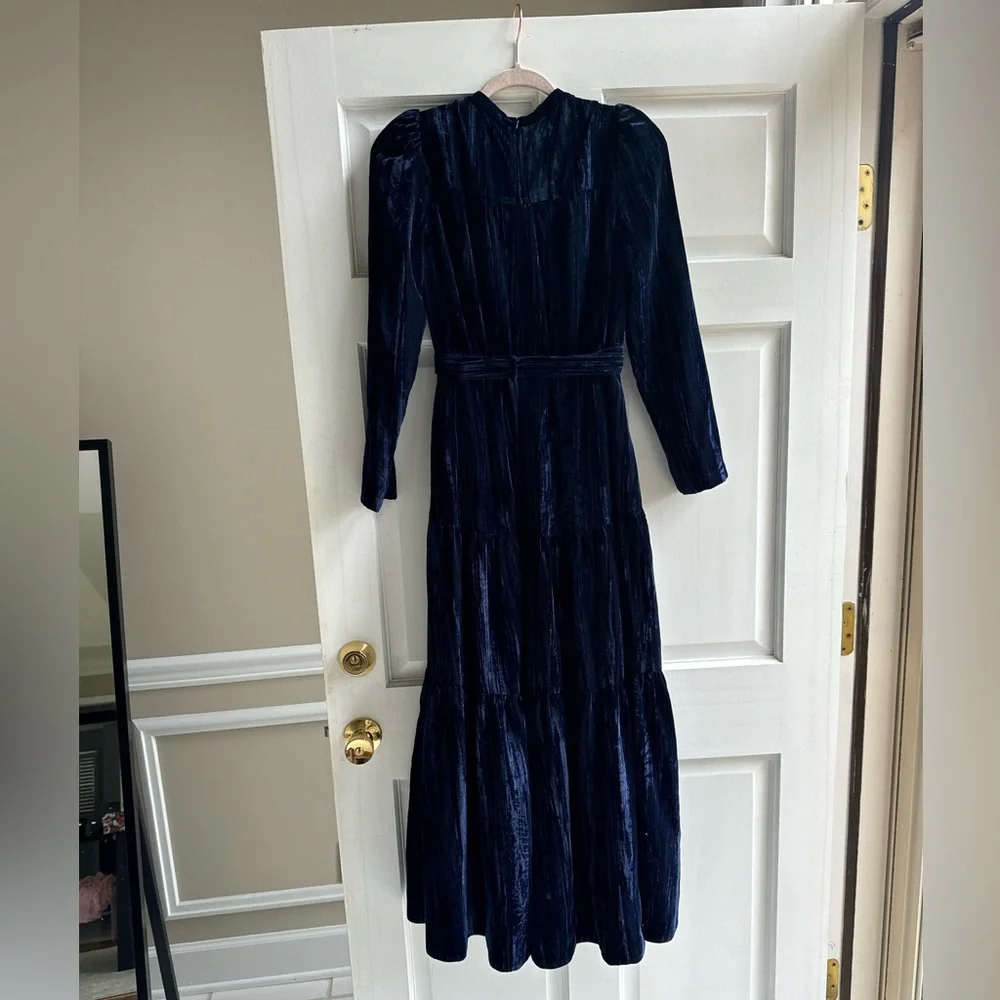 Me+EM midi Maxi Dress Elegant Navy Velvet Maxi Dress MSRP $450 - Picture 5 of 11